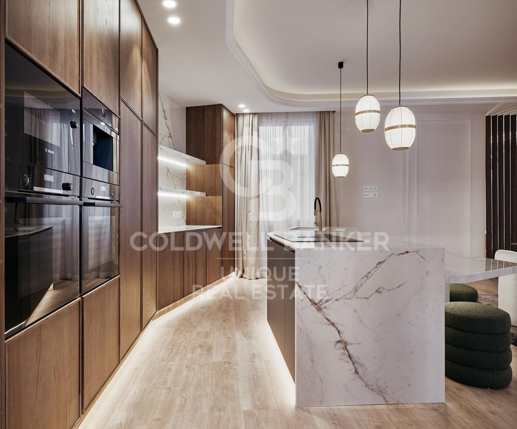 Wohnung in Madrid, Spanien 4 Schlafzimmer, 361 m2 Nr. 178775