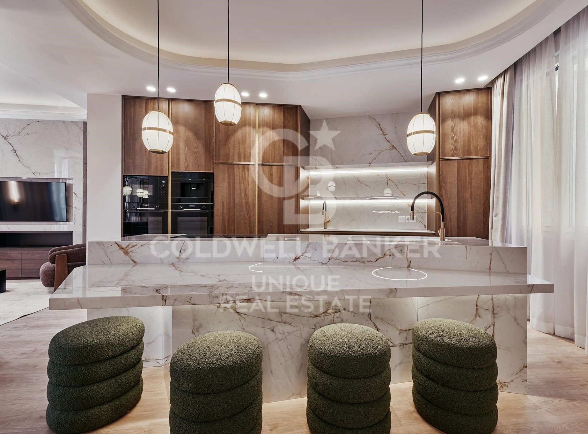 Wohnung in Madrid, Spanien 4 Schlafzimmer, 361 m2 Nr. 178775