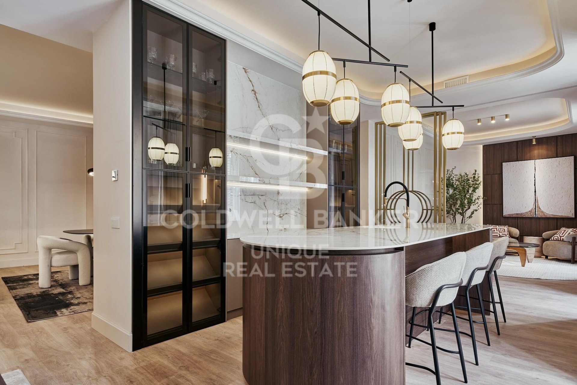 Wohnung in Madrid, Spanien 4 Schlafzimmer, 361 m2 Nr. 178775