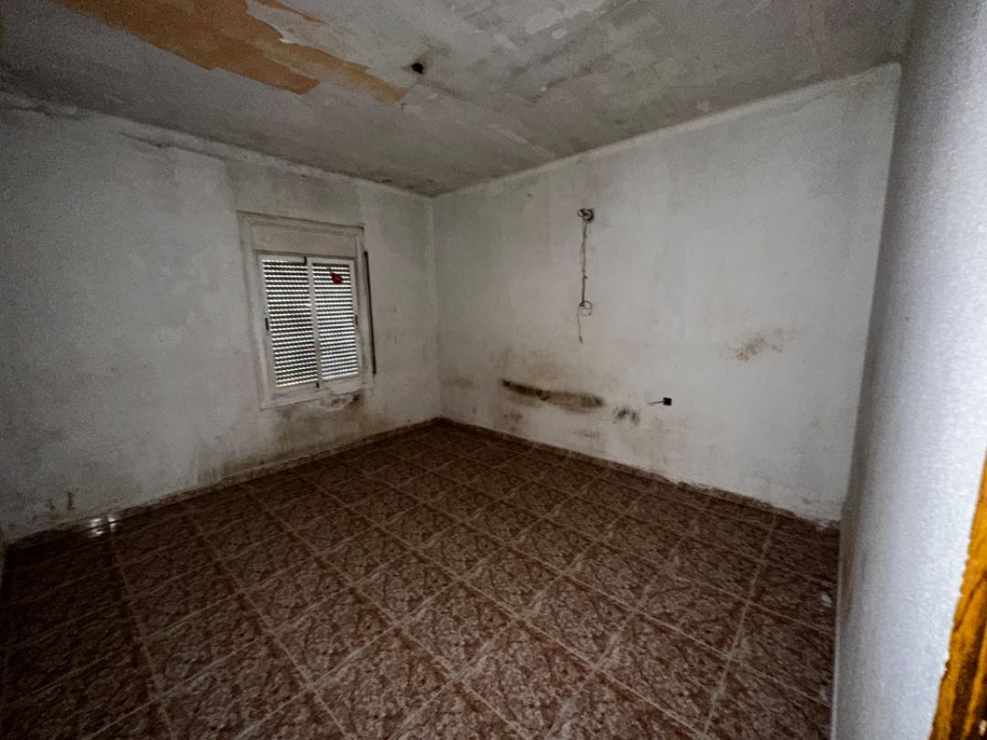 Дом в Терраса, Барселона, Испания 3 спальни, 1960м2 №191378