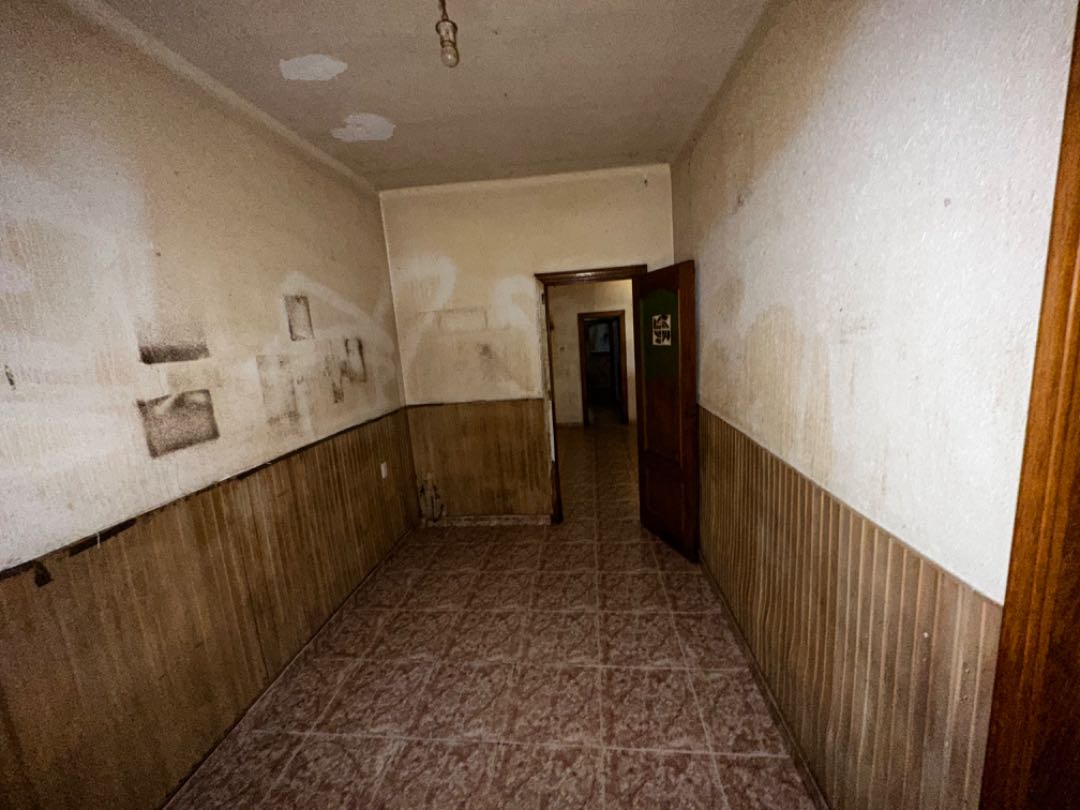 Дом в Терраса, Барселона, Испания 3 спальни, 1960м2 №191378