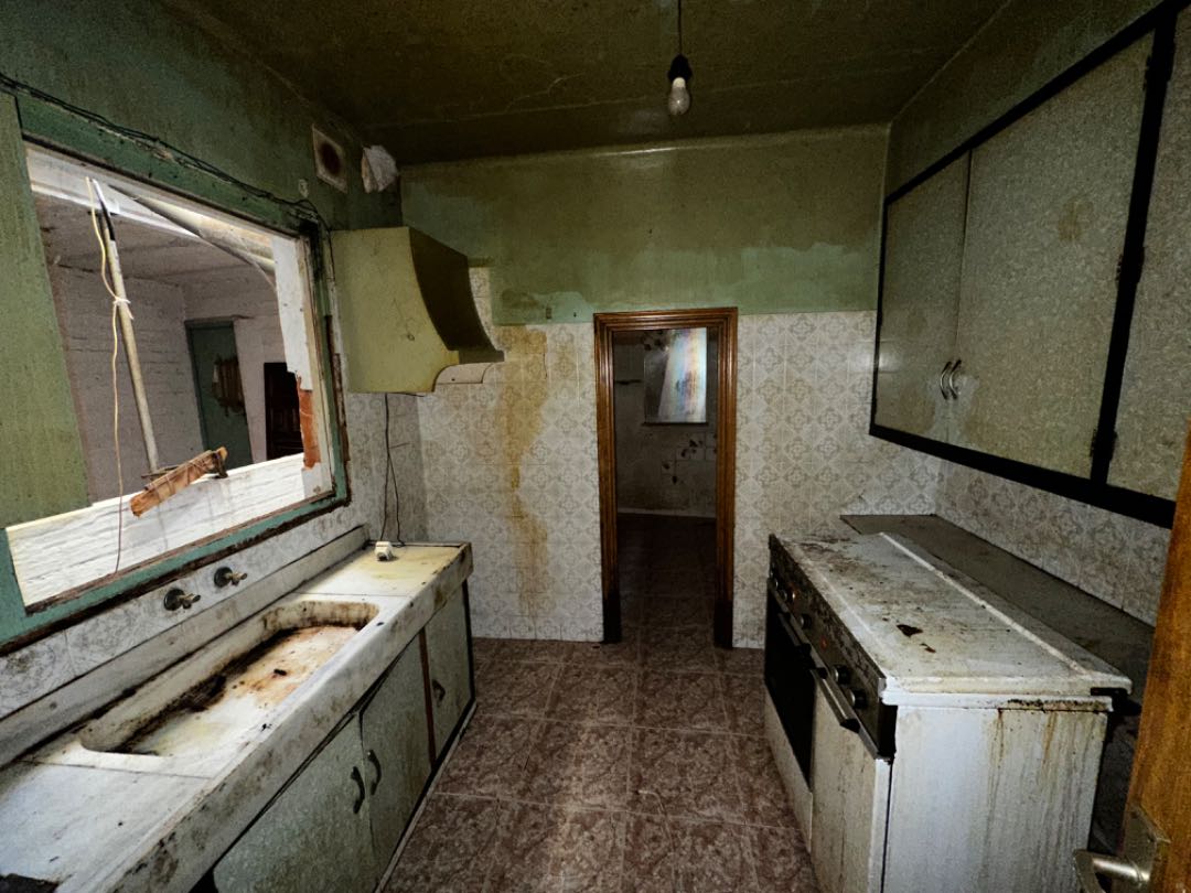 Дом в Терраса, Барселона, Испания 3 спальни, 1960м2 №191378