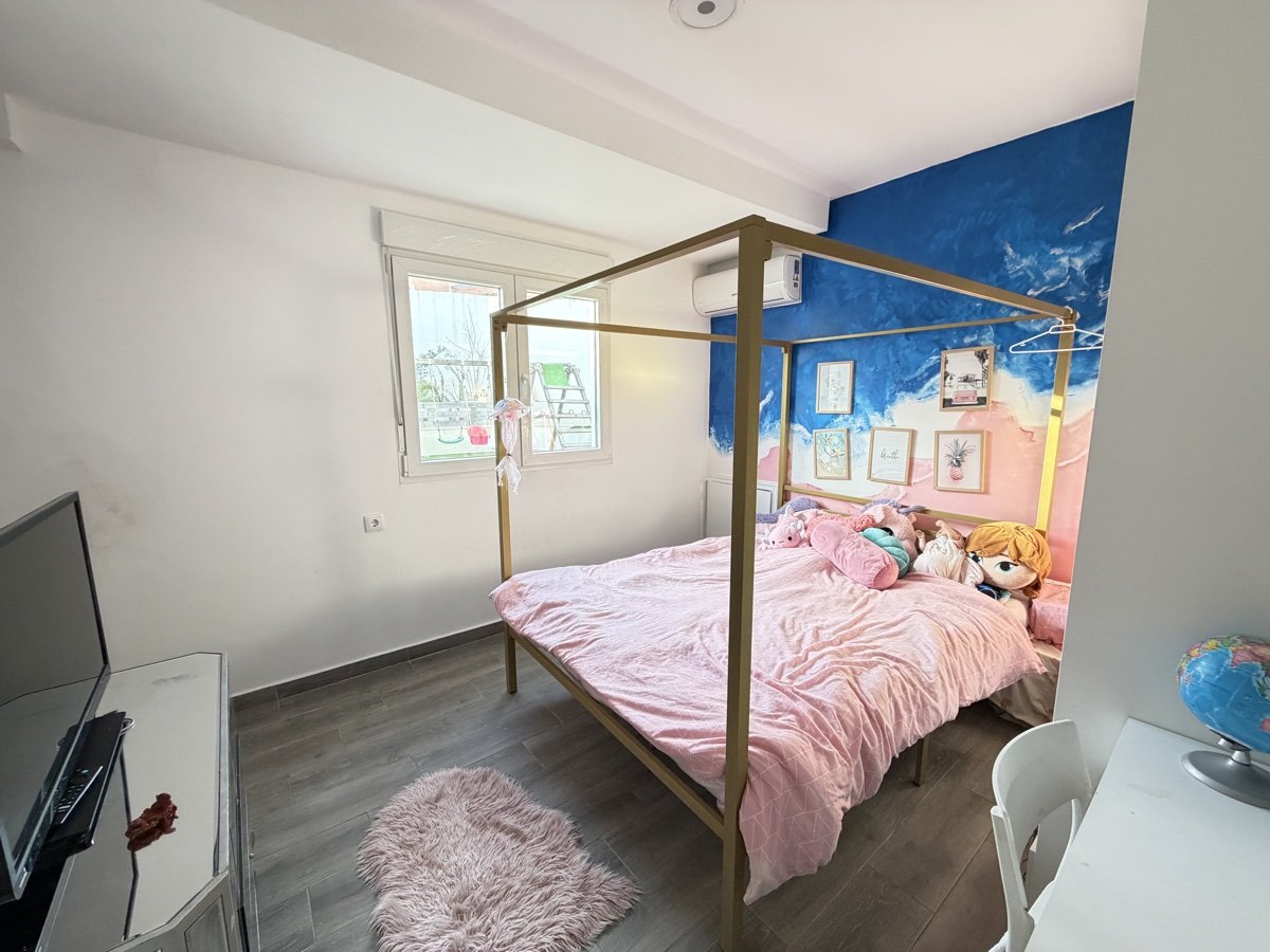 Villa in Villamartin, Alicante, Spanien 6 Schlafzimmer, 240 m2 Nr. 151517