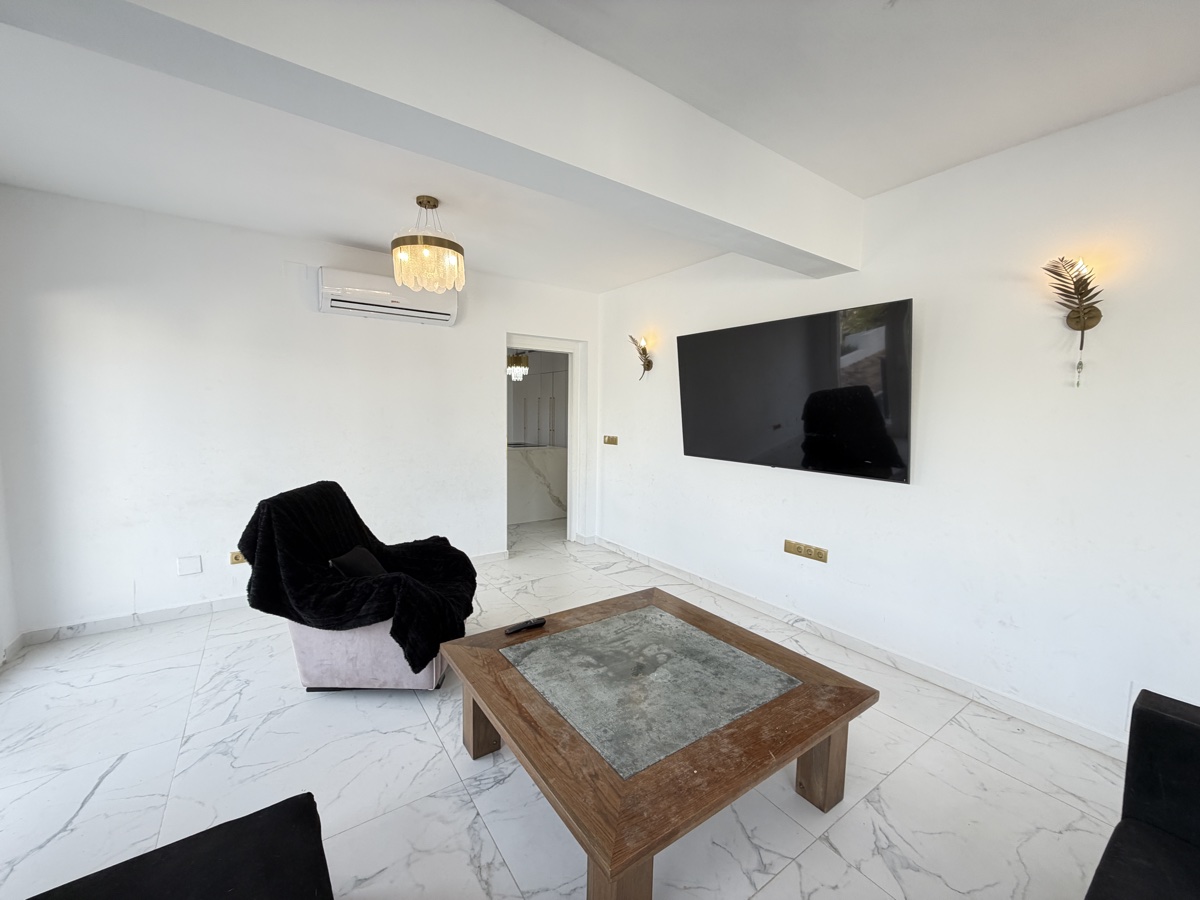 Villa in Villamartin, Alicante, Spanien 6 Schlafzimmer, 240 m2 Nr. 151517