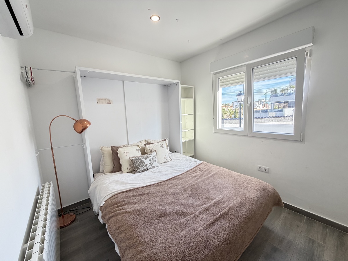 Villa in Villamartin, Alicante, Spanien 6 Schlafzimmer, 240 m2 Nr. 151517