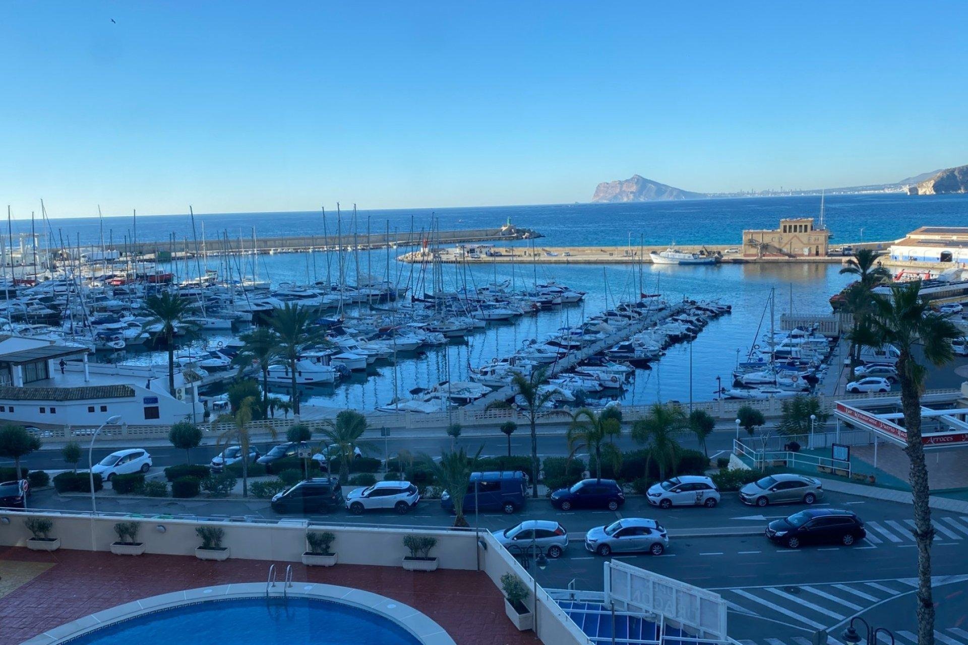 Appartamento a Calpe, Alicante, Spagna 1 camera da letto, 97.99 mq. N° 165787