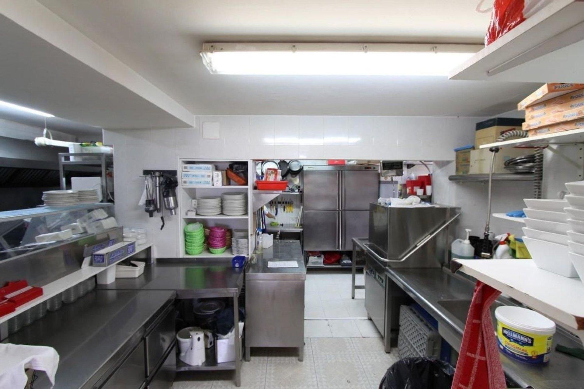 Komerciāls īpašums Calpe, Alicante, Spānijā 230 m2 Nr. 165790