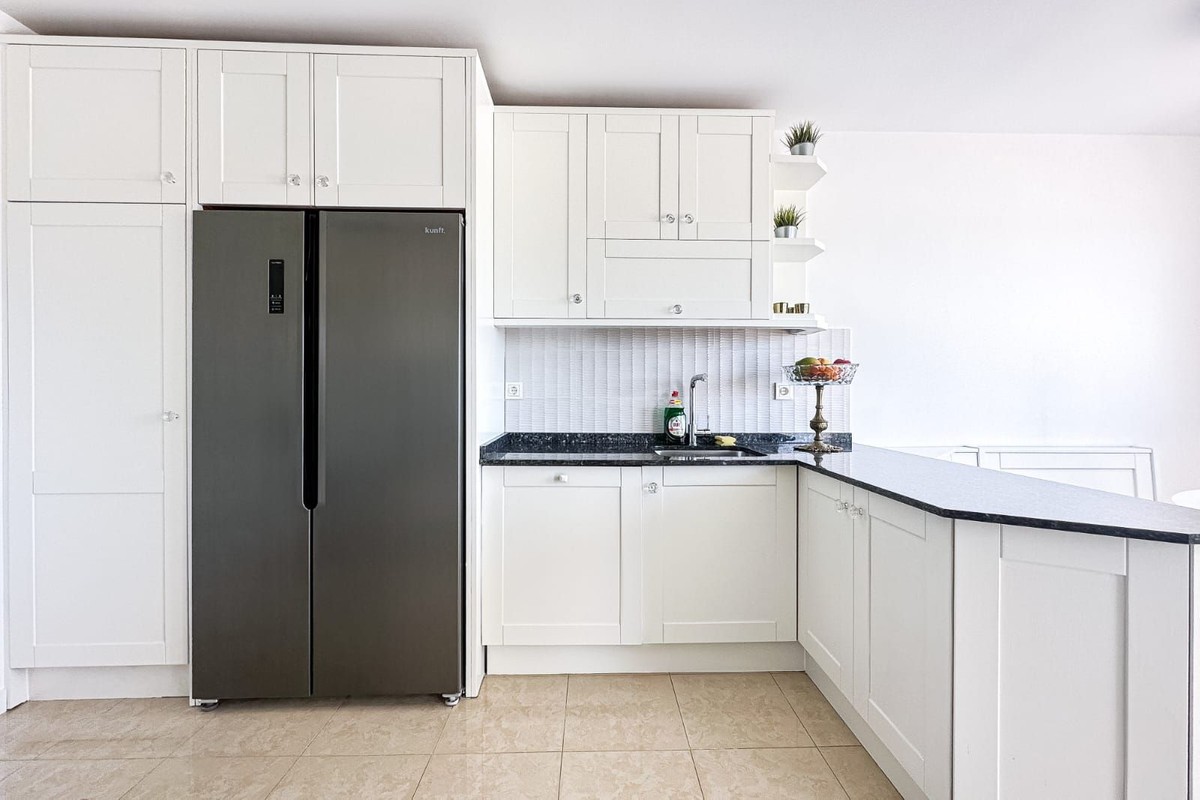 Apartment à Marbella, Malaga, Espagne 3 chambres, 318 m2 No. 133966