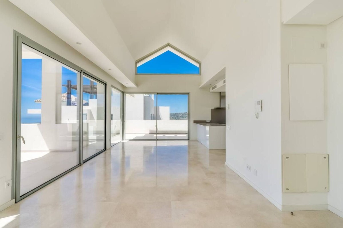 Lägenhet i Benahavis, Malaga, Spanien 4 sovrum, 220 kvm. Nr. 133965