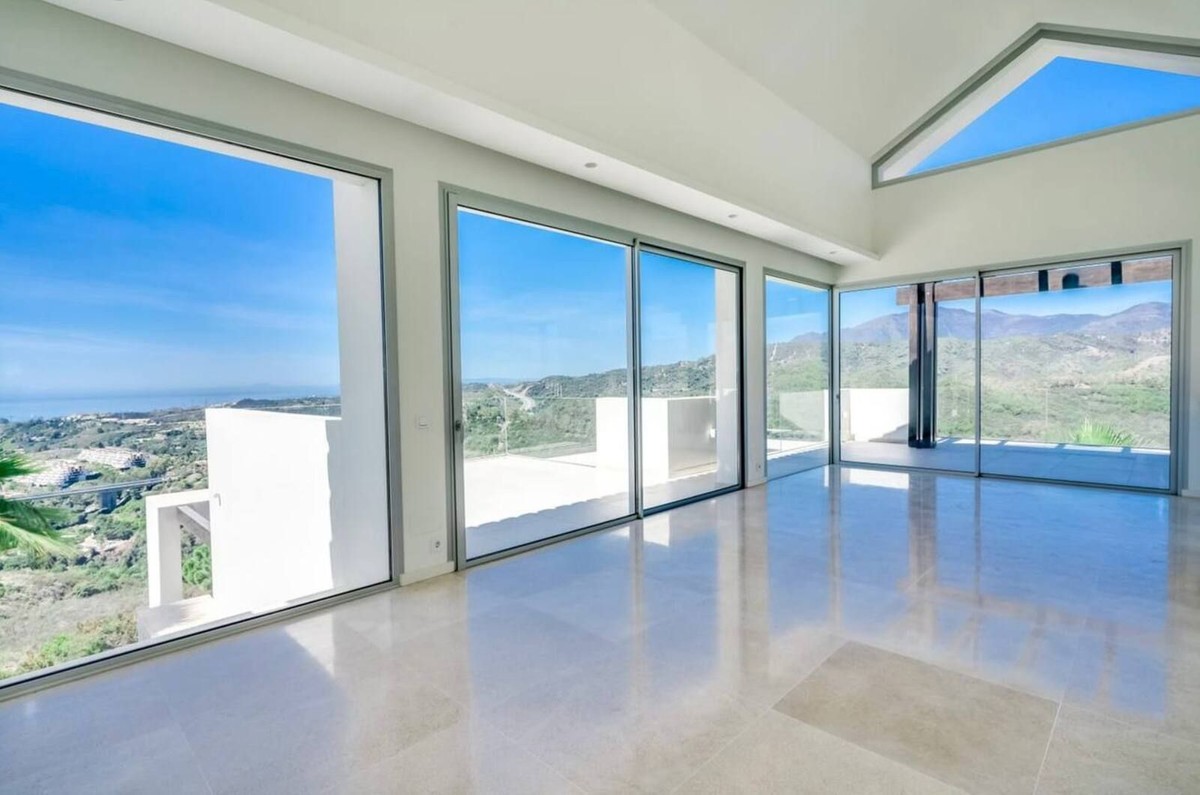 Lägenhet i Benahavis, Malaga, Spanien 4 sovrum, 220 kvm. Nr. 133965