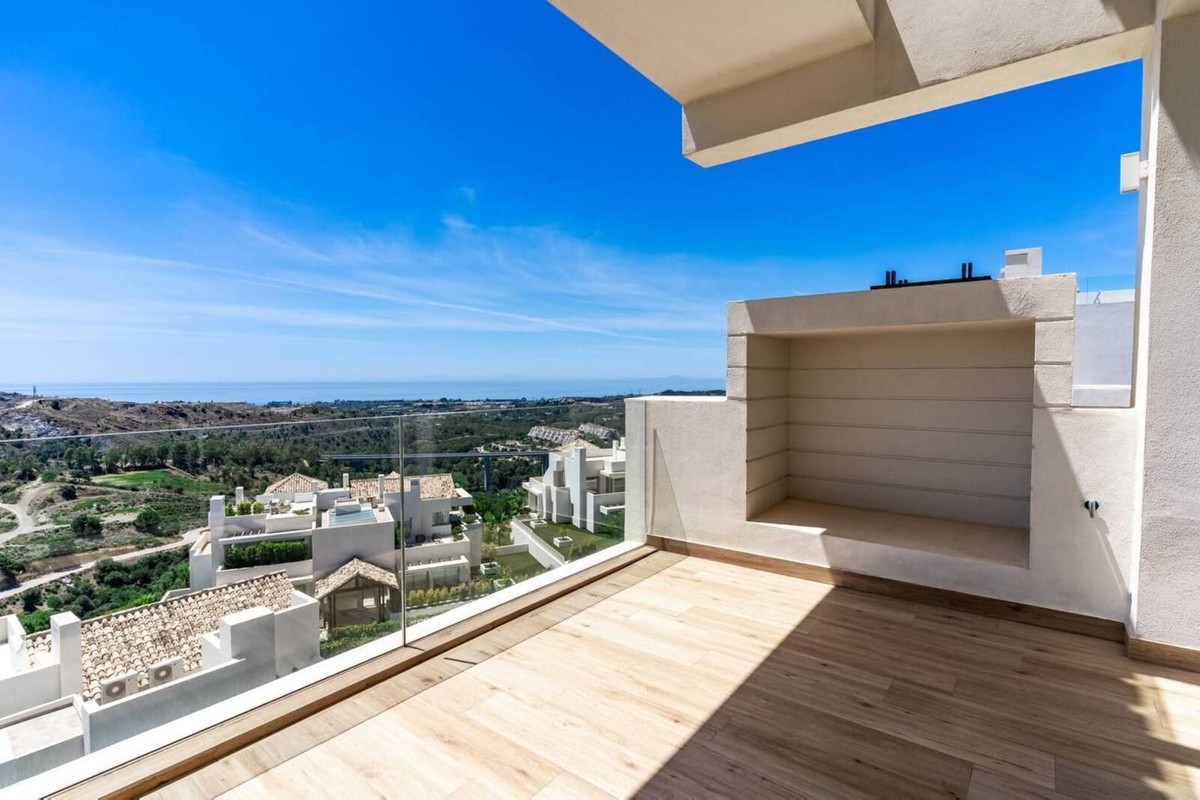 Lägenhet i Benahavis, Malaga, Spanien 4 sovrum, 220 kvm. Nr. 133965