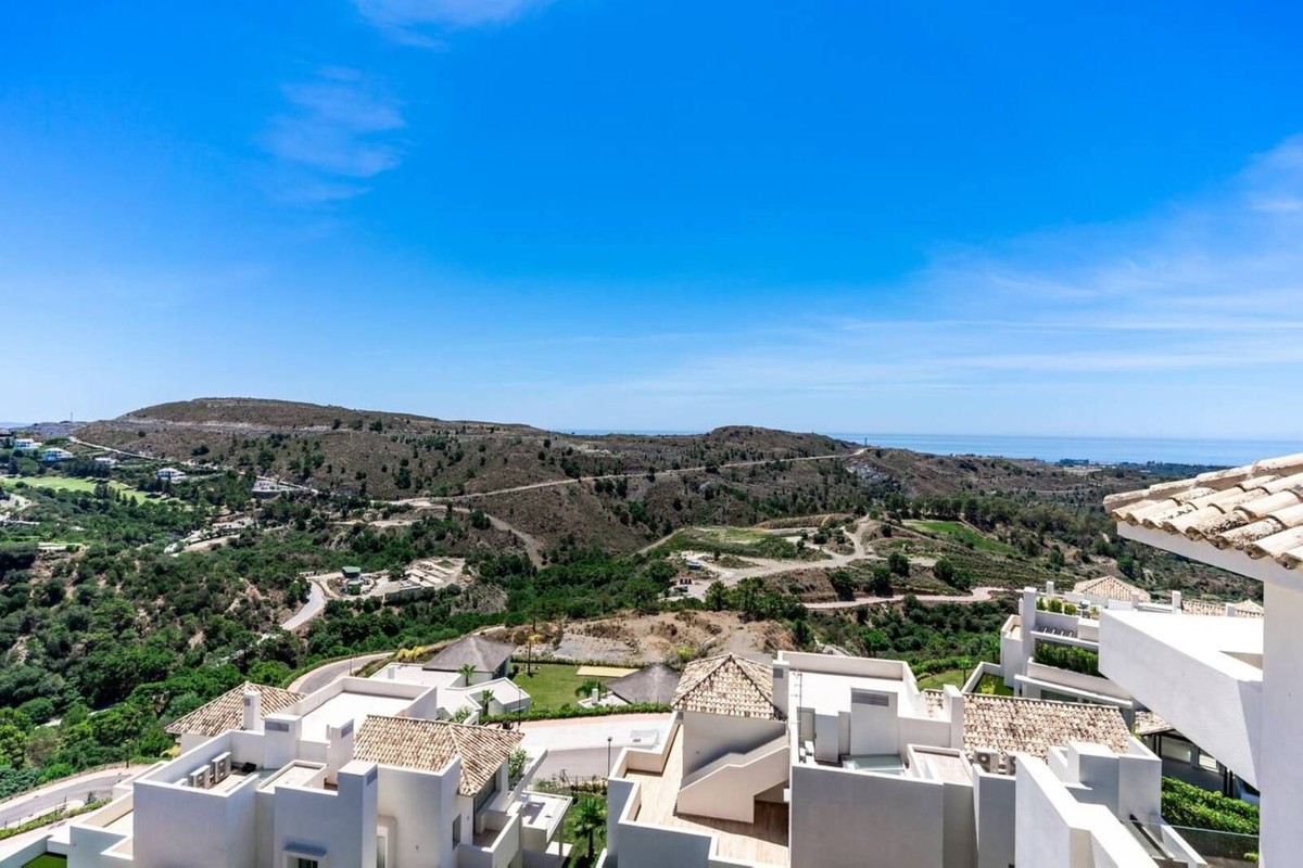 Lägenhet i Benahavis, Malaga, Spanien 4 sovrum, 220 kvm. Nr. 133965