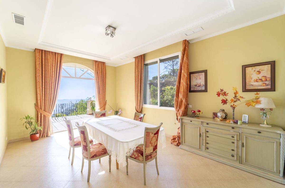 Villa Estepona, Malaga, Spānijā 7 istabas, 714 m2 Nr. 133968