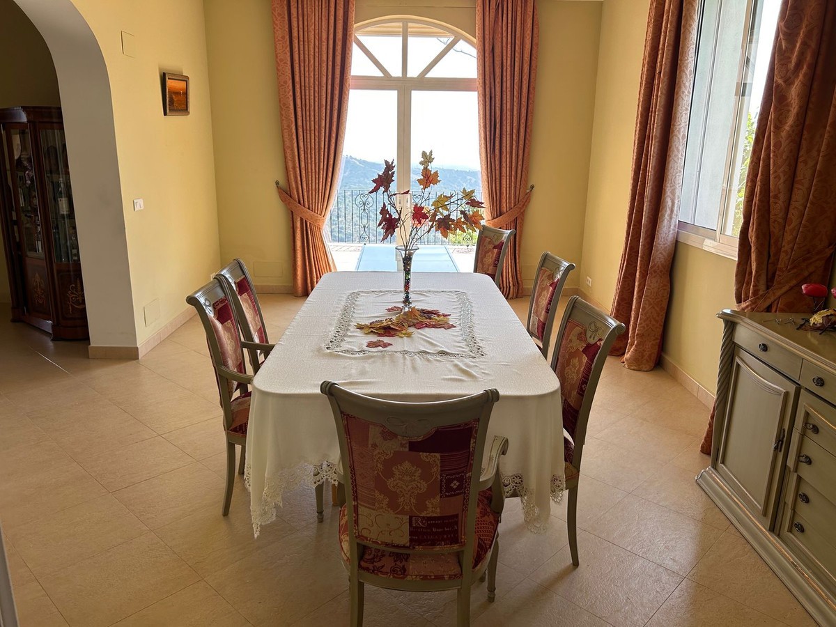 Villa Estepona, Malaga, Spānijā 7 istabas, 714 m2 Nr. 133968