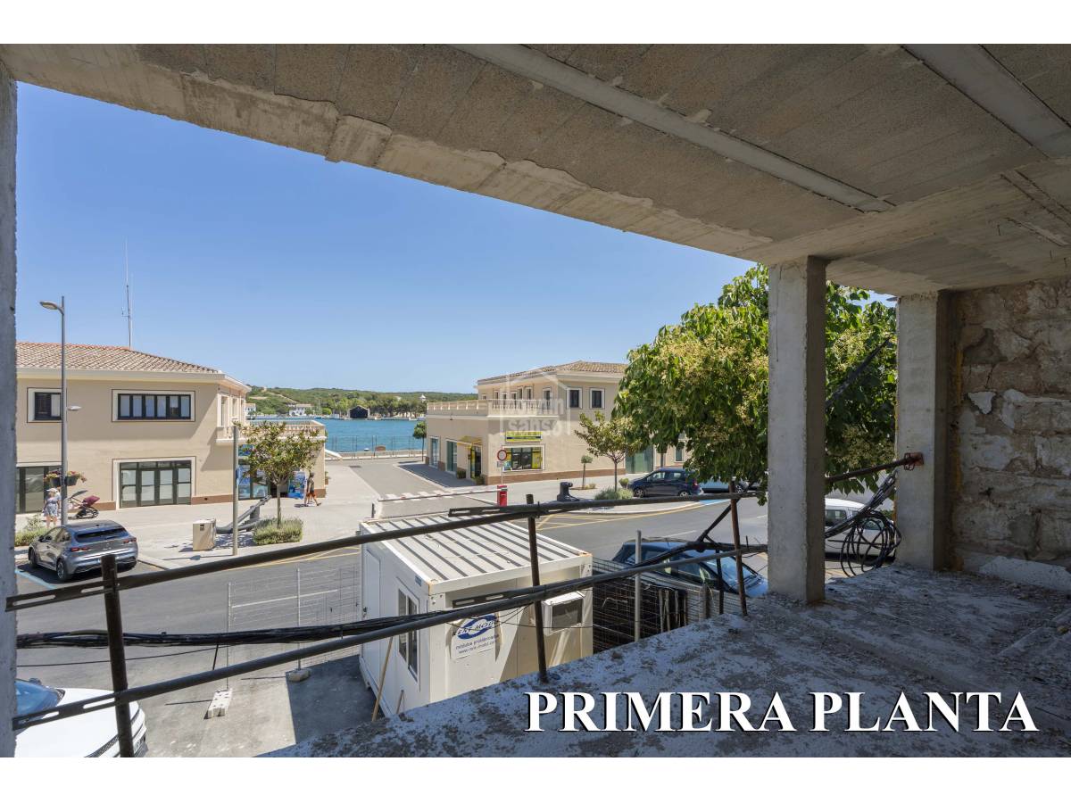 Квартира в Маон, Менорка, Испания 3 спальни, 78м2 №163108