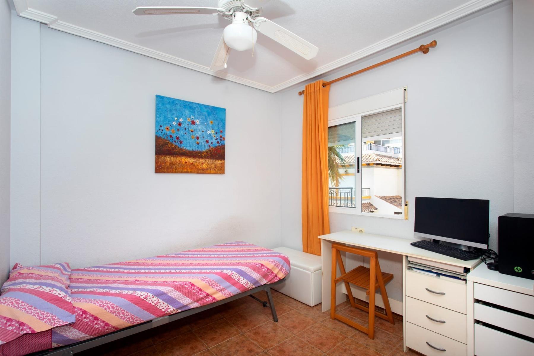 House in Alicante, Spain 2 bedrooms, 90 sq.m. No. 163110
