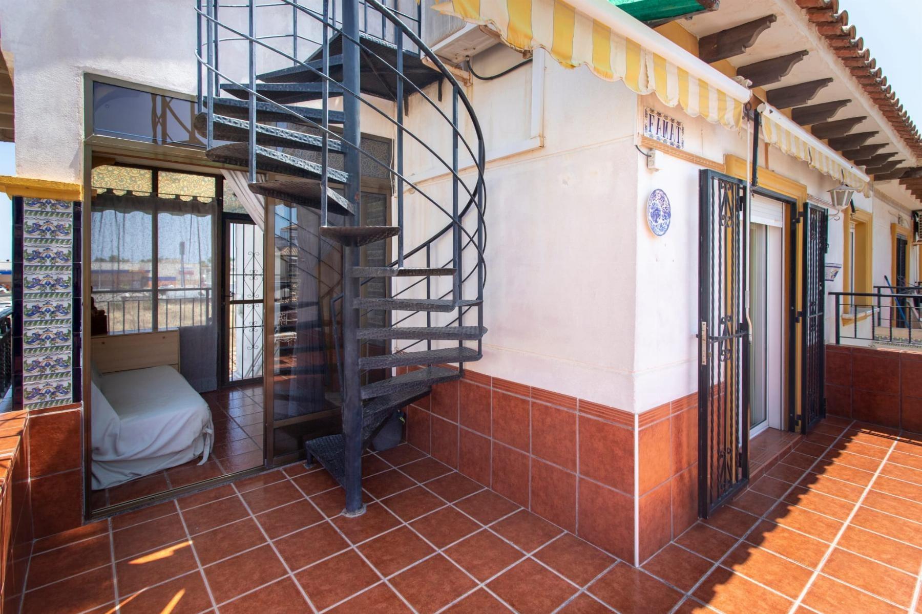 House in Alicante, Spain 2 bedrooms, 90 sq.m. No. 163110