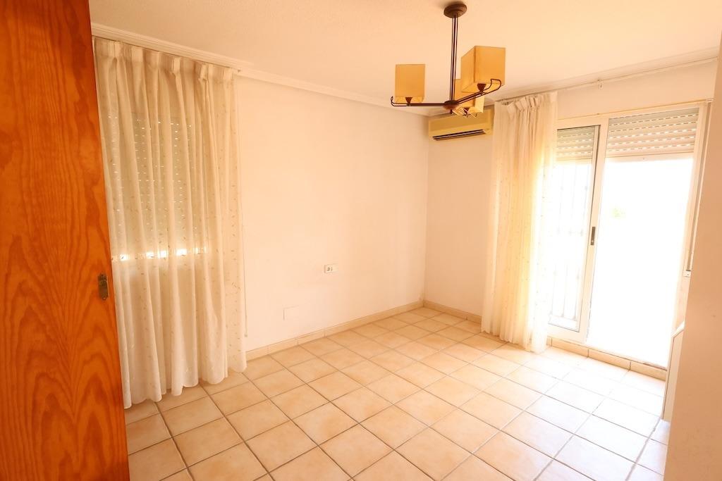 Kaupunkipientalo Los Balcones, Alicante, Espanja 3 makuuhuonetta, 89 m2 No. 189948