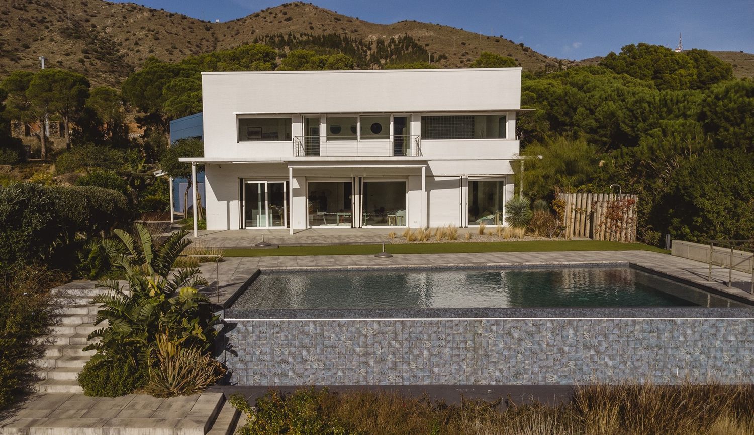 House à Sitges, Barcelona, Espagne 6 chambres, 587 m2 No. 167728