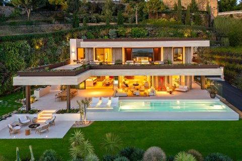 Villa in Benahavis, Malaga, Spain 6 bedrooms, 1129 sq.m. No. 136074