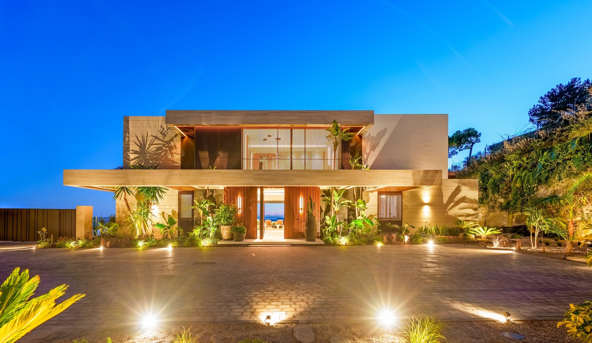 Villa in Benahavis, Malaga, Spain 6 bedrooms, 1129 sq.m. No. 136074