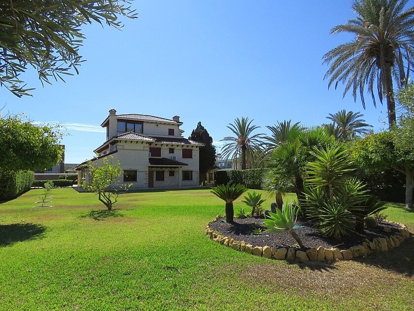 Villa Cabo Roig, Alicante, Spānijā 7 istabas, 600 m2 Nr. 103690