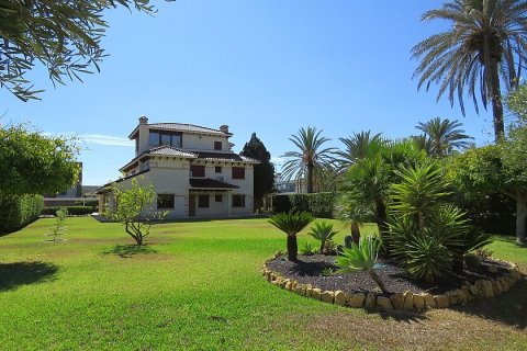 Villa à Cabo Roig, Alicante, Espagne 7 chambres, 600 m2 No. 103690