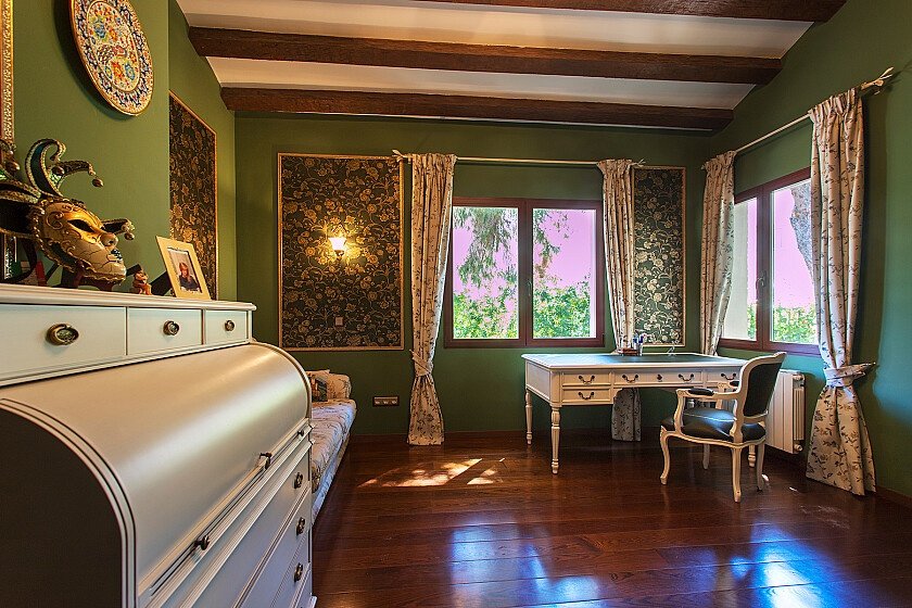 Villa in Punta Prima, Alicante, Spain 4 bedrooms, 243 sq.m. No. 103686
