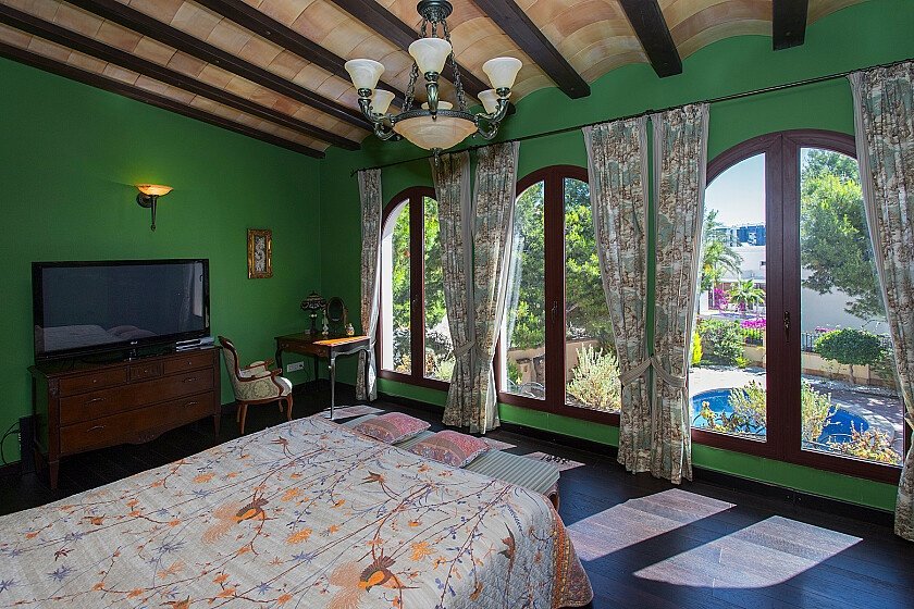 Villa in Punta Prima, Alicante, Spain 4 bedrooms, 243 sq.m. No. 103686