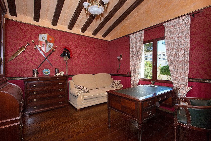 Villa in Punta Prima, Alicante, Spain 4 bedrooms, 243 sq.m. No. 103686