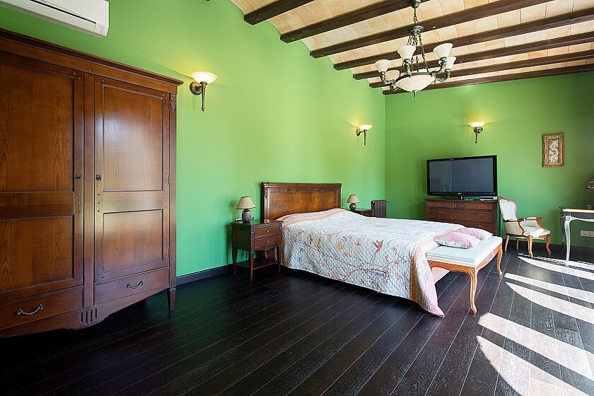 Villa in Punta Prima, Alicante, Spain 4 bedrooms, 243 sq.m. No. 103686