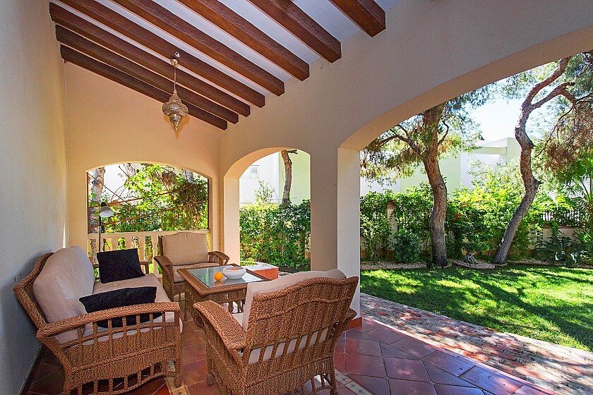 Villa in Punta Prima, Alicante, Spain 4 bedrooms, 243 sq.m. No. 103686