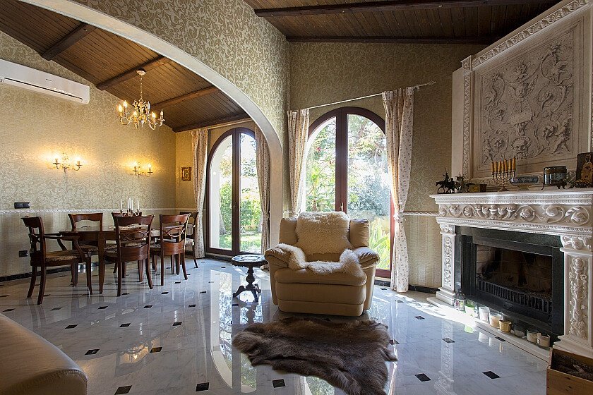 Villa in Punta Prima, Alicante, Spain 4 bedrooms, 243 sq.m. No. 103686