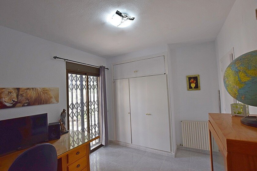 Villa à Villamartin, Alicante, Espagne 6 chambres, 250 m2 No. 103685