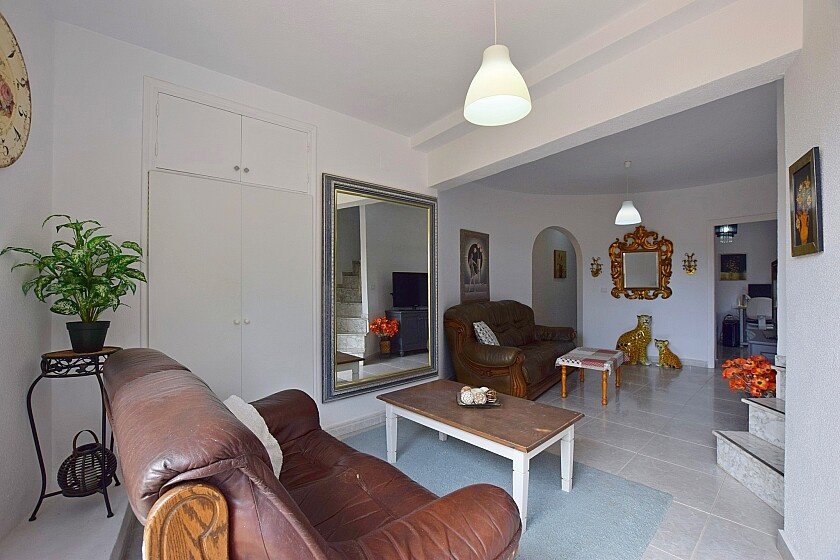 Villa à Villamartin, Alicante, Espagne 6 chambres, 250 m2 No. 103685