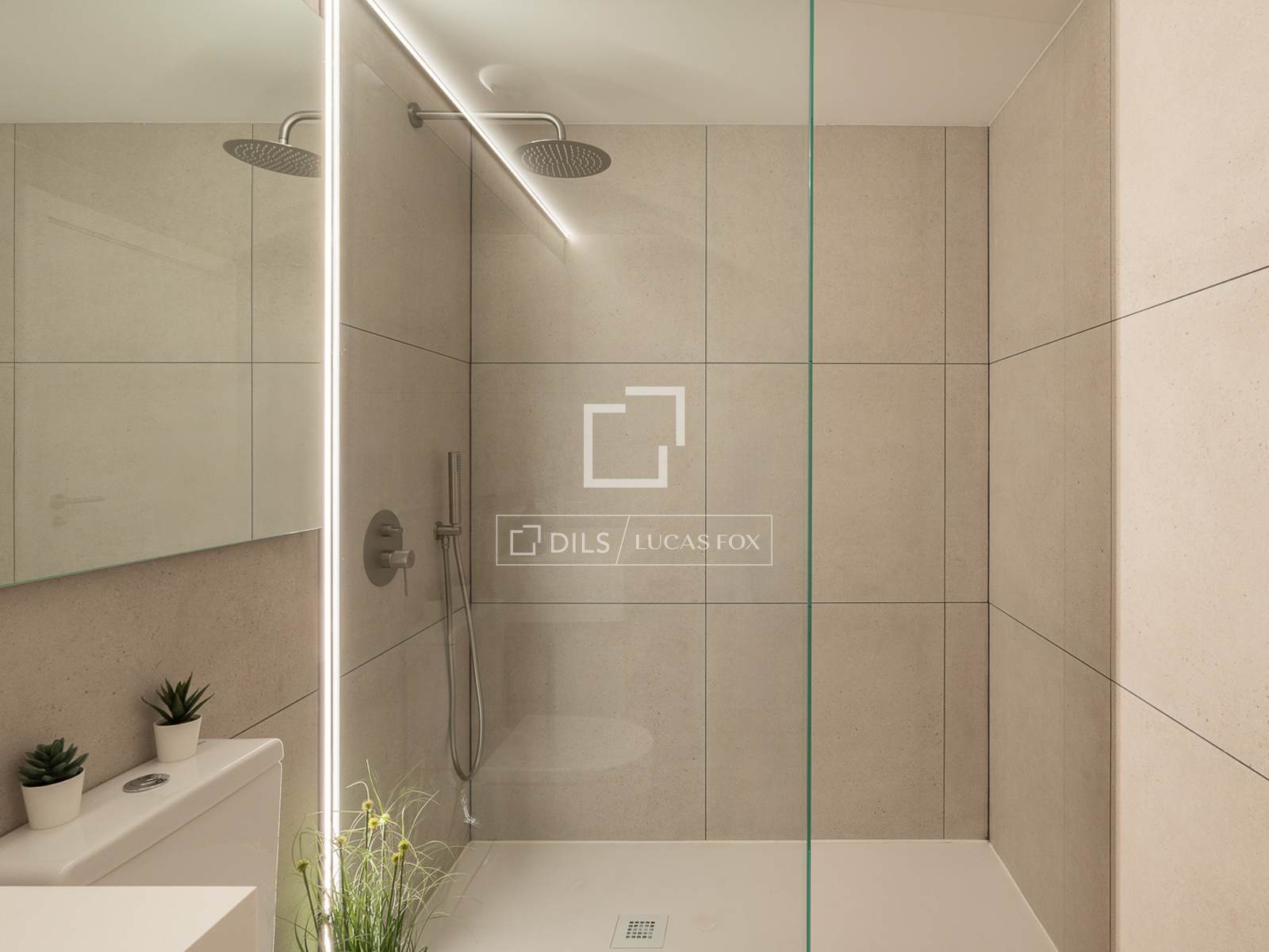 Penthouse in Barcelona, Spain 4 bedrooms, 117 sq.m. No. 192763
