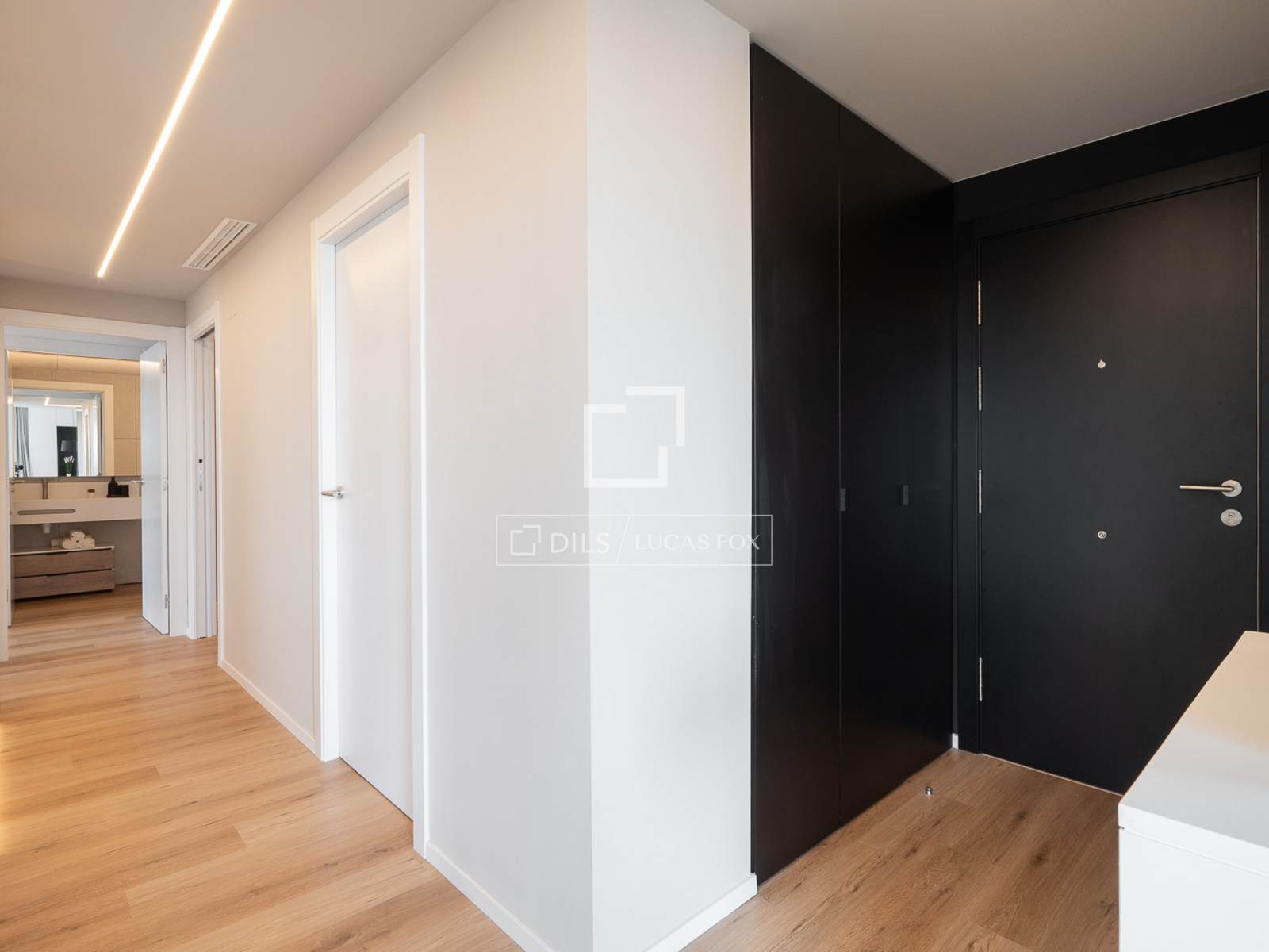Penthouse in Barcelona, Spain 4 bedrooms, 117 sq.m. No. 192763