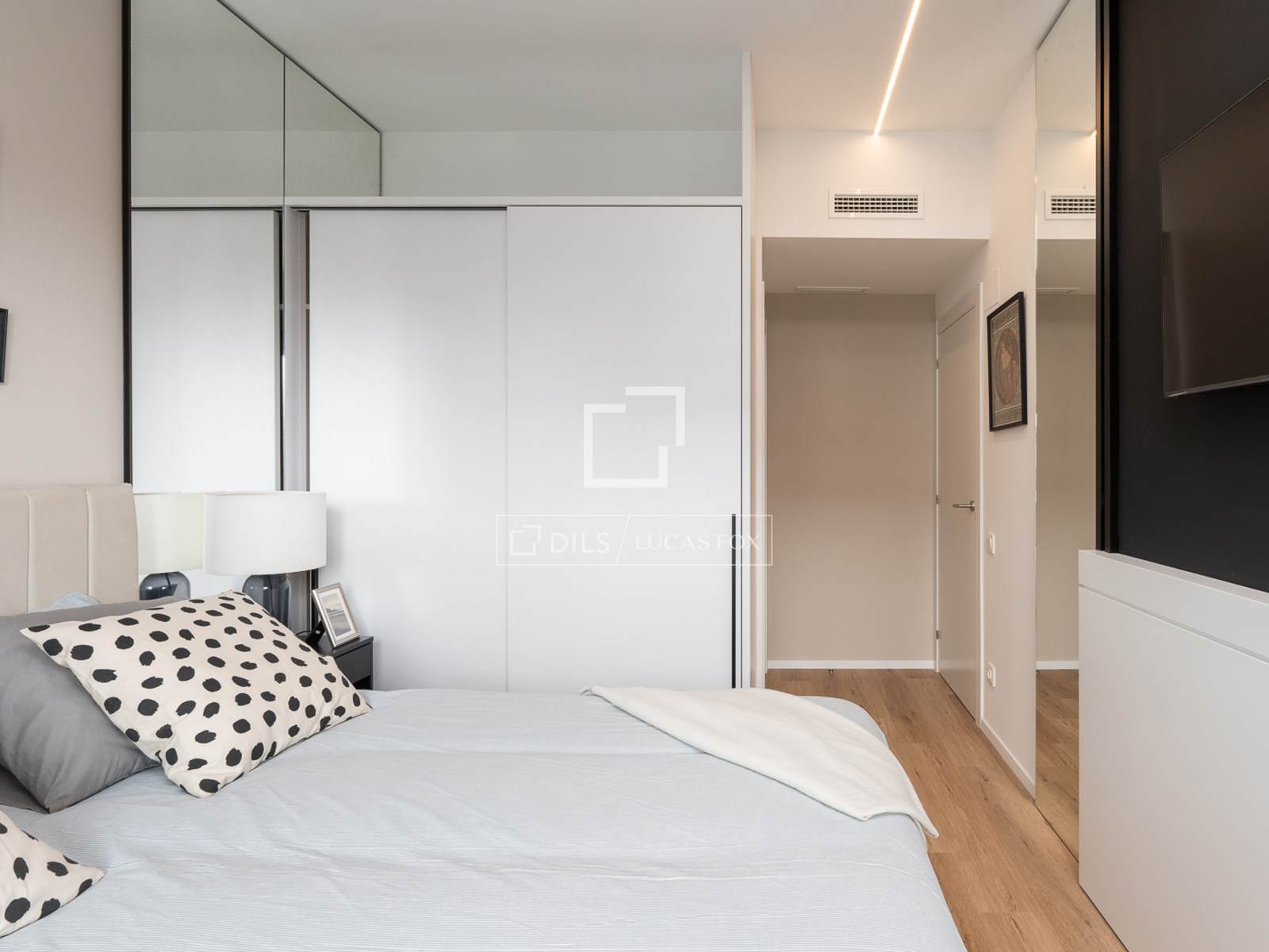 Penthouse in Barcelona, Spain 4 bedrooms, 117 sq.m. No. 192763