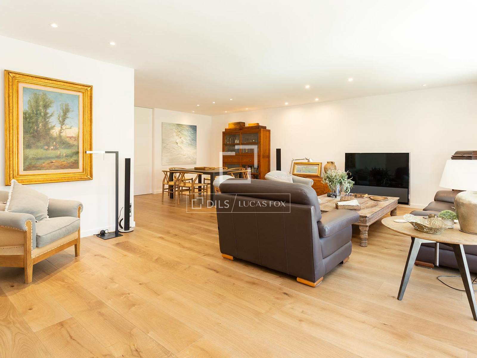 Apartamento en Barcelona, España 5 dormitorios, 204 m2 No. 192759