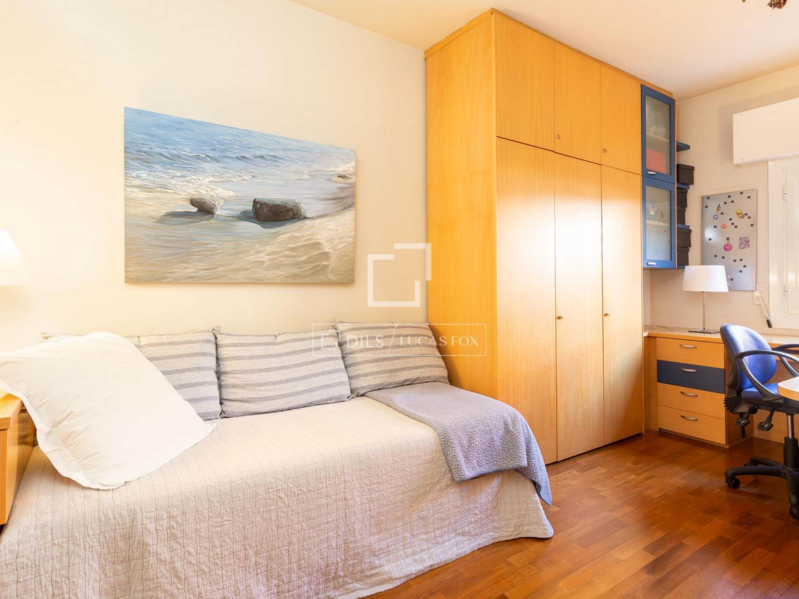 Apartamento en Barcelona, España 5 dormitorios, 204 m2 No. 192759