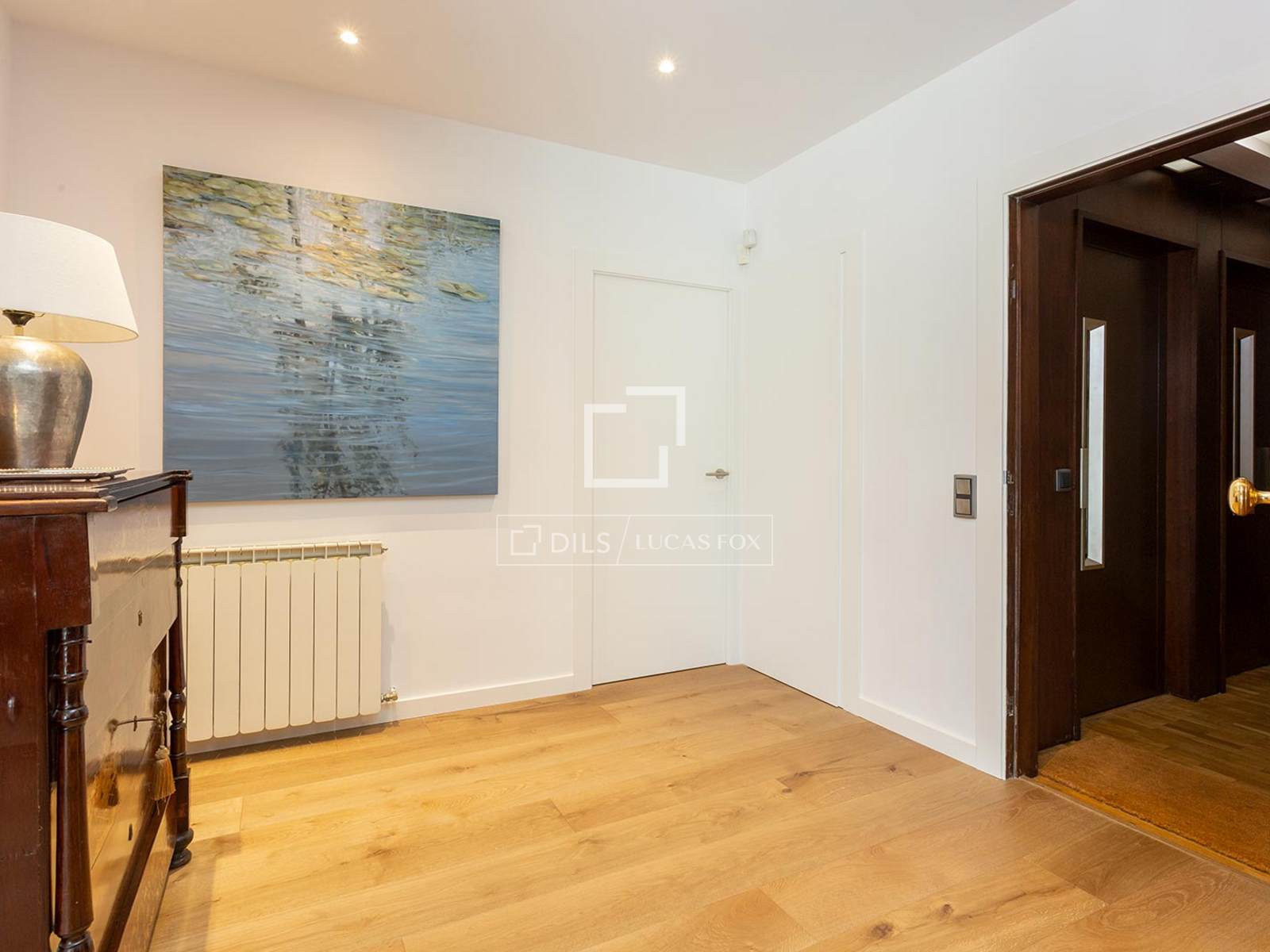Apartamento en Barcelona, España 5 dormitorios, 204 m2 No. 192759