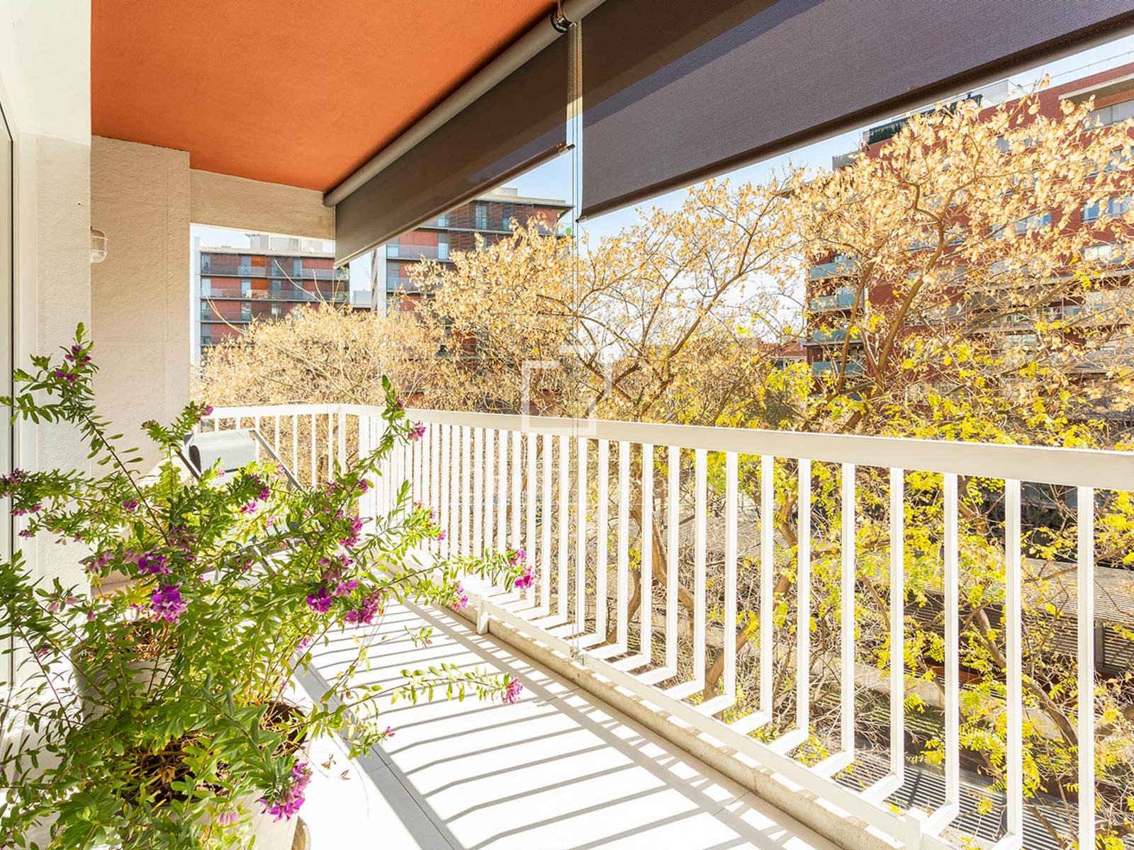 Apartamento en Barcelona, España 5 dormitorios, 204 m2 No. 192759