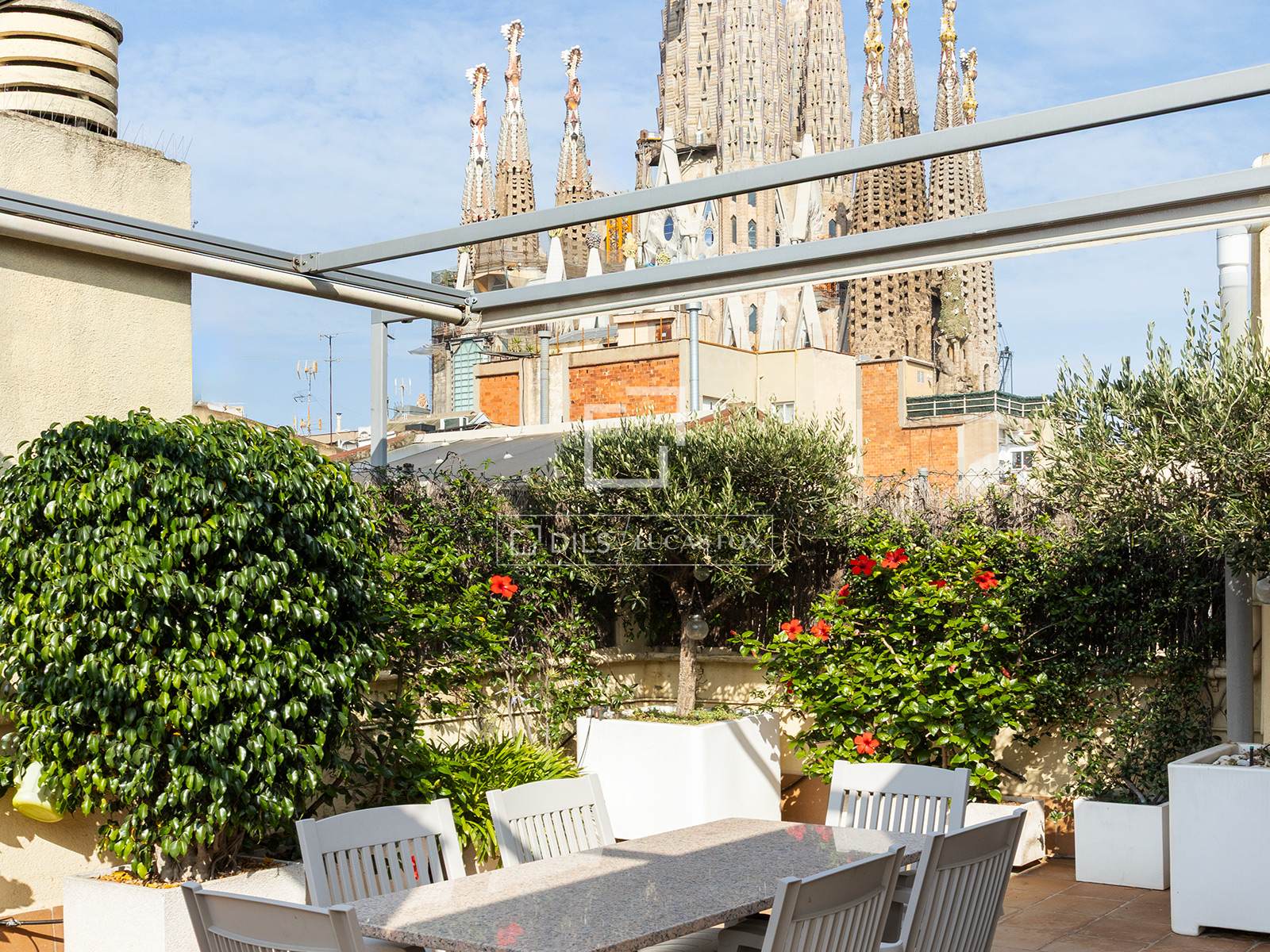 Penthouse in Barcelona, Spain 4 bedrooms, 166 sq.m. No. 192761