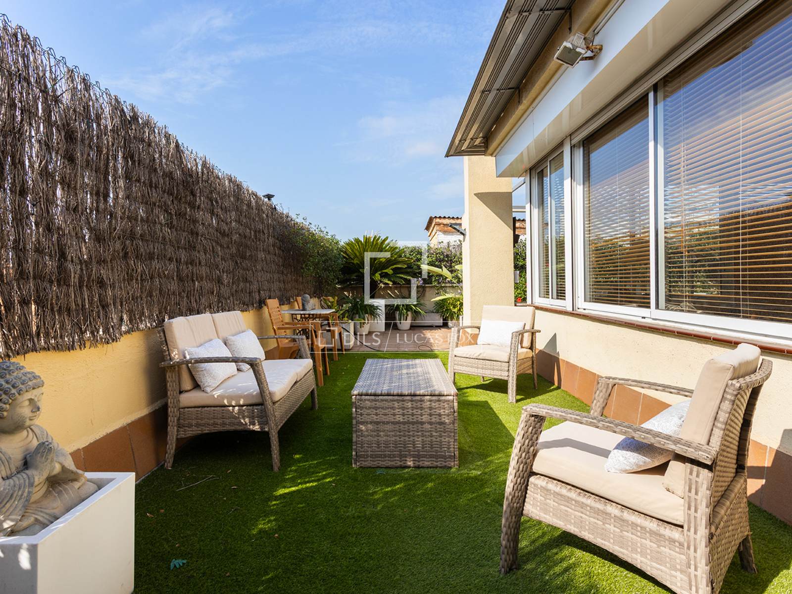 Penthouse in Barcelona, Spain 4 bedrooms, 166 sq.m. No. 192761