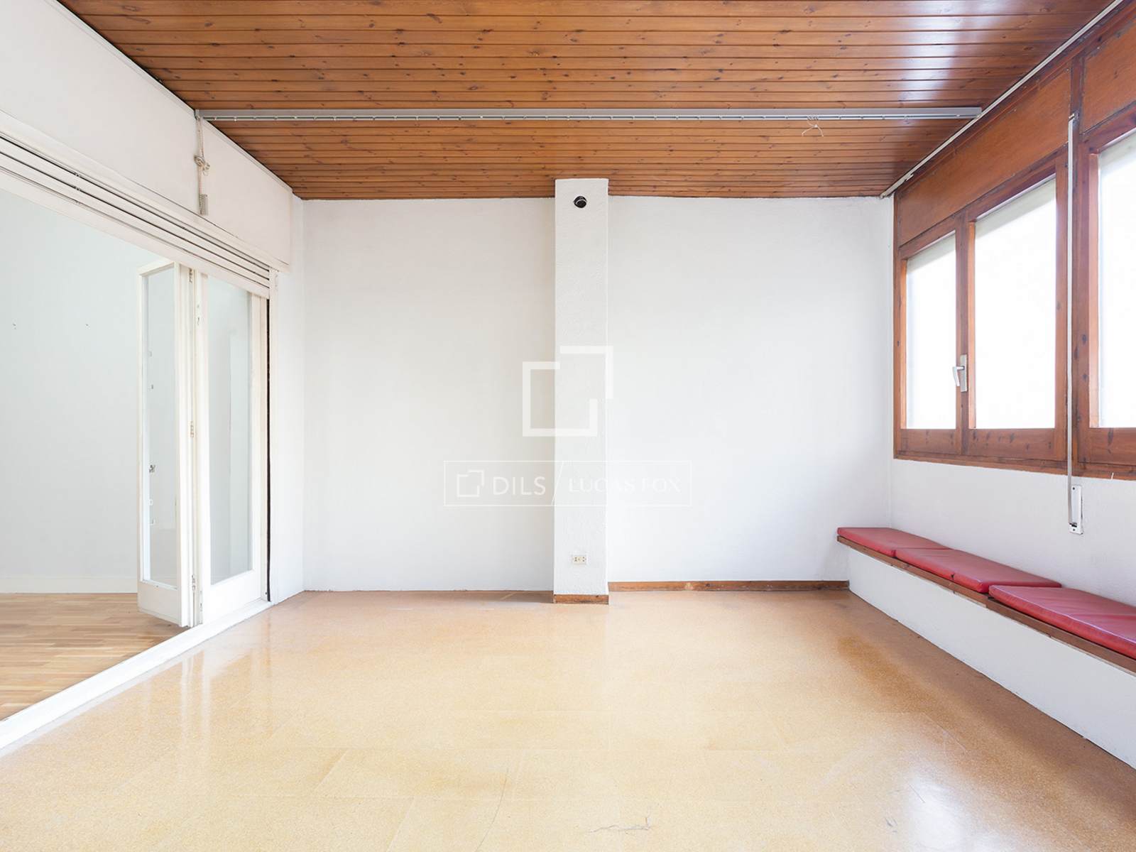 Wohnung in Barcelona, Spanien 5 Schlafzimmer, 244 m2 Nr. 192758