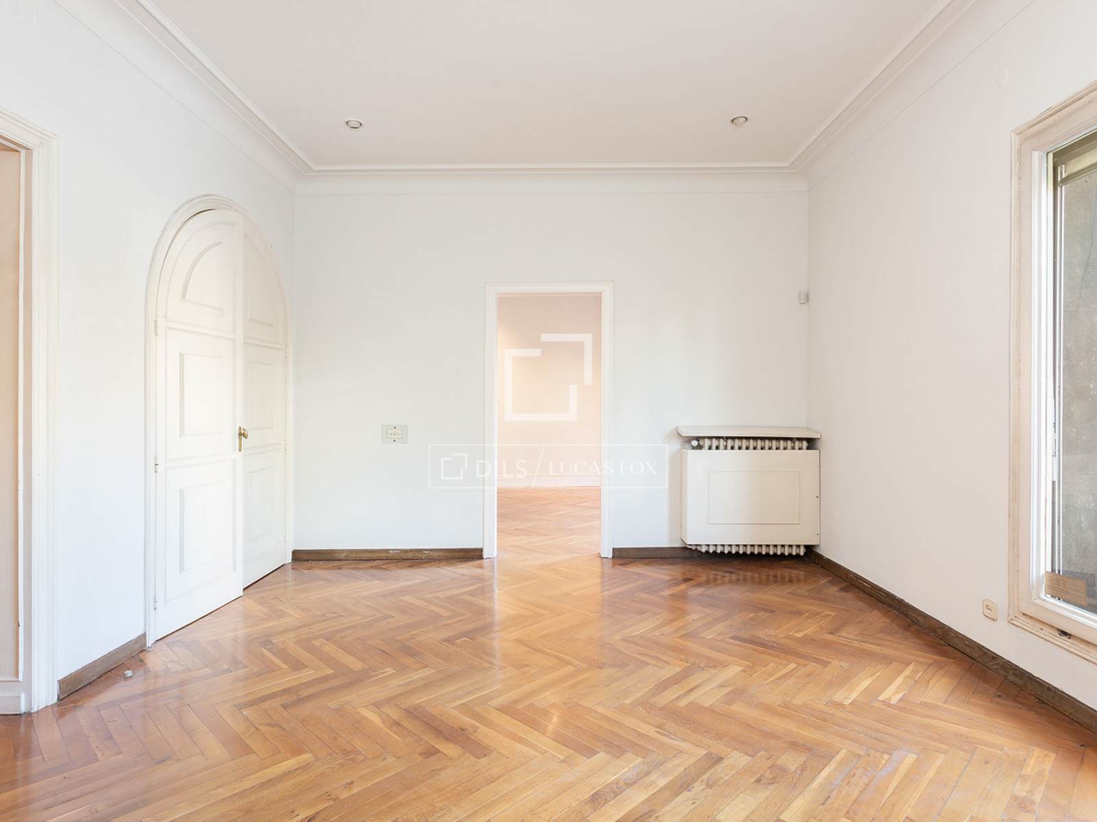 Wohnung in Barcelona, Spanien 5 Schlafzimmer, 244 m2 Nr. 192758