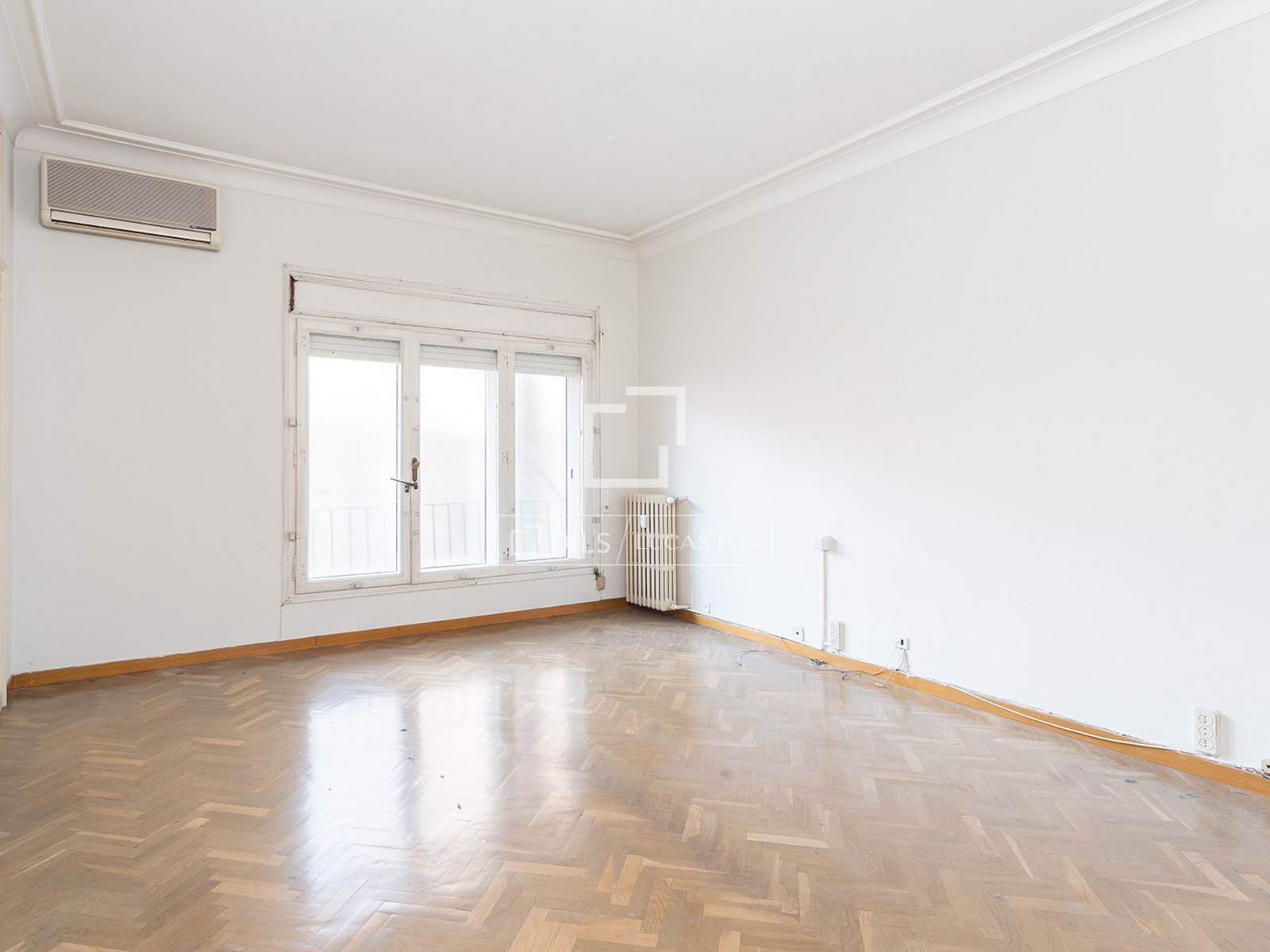 Wohnung in Barcelona, Spanien 5 Schlafzimmer, 244 m2 Nr. 192758