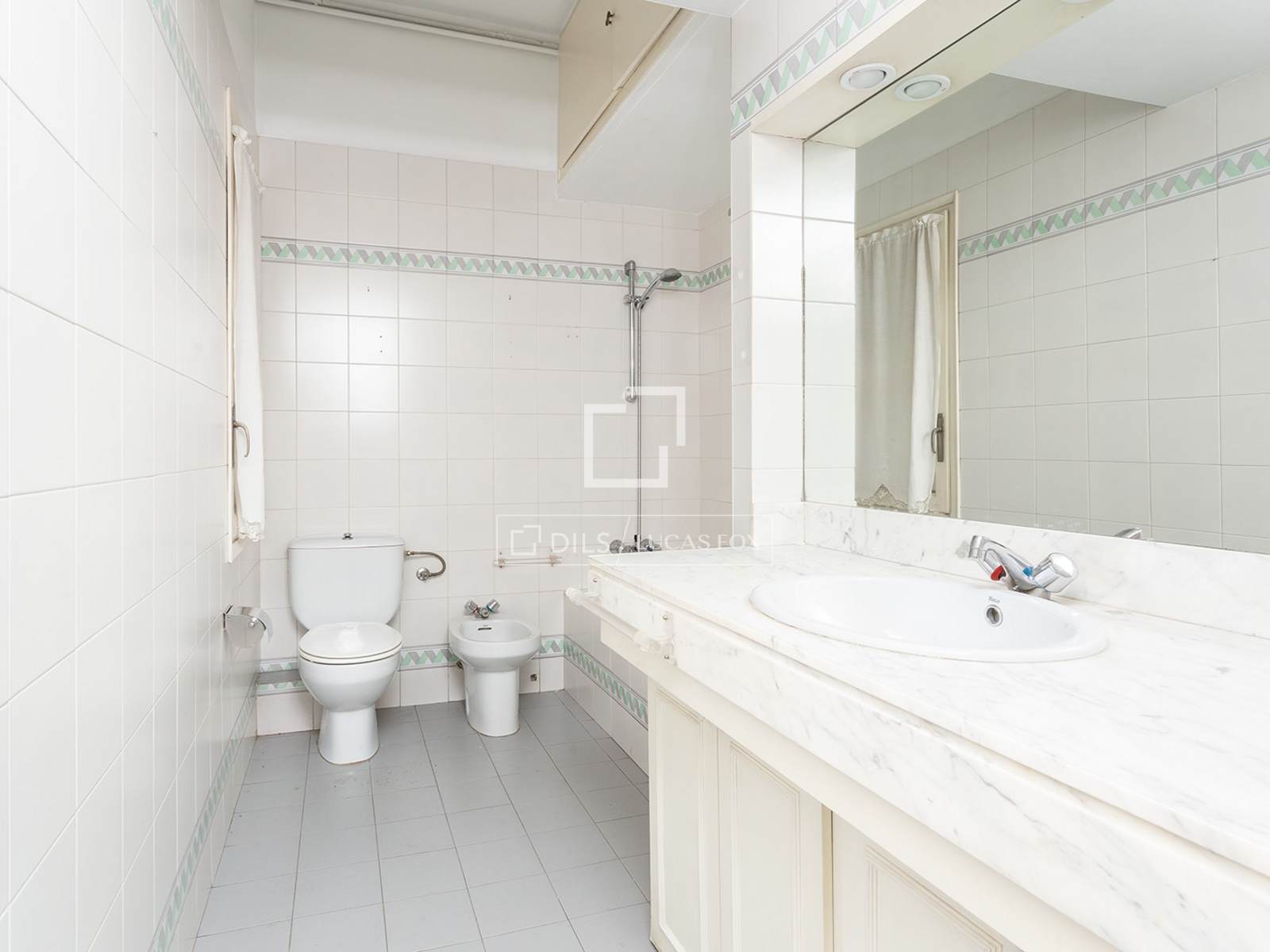 Wohnung in Barcelona, Spanien 5 Schlafzimmer, 244 m2 Nr. 192758