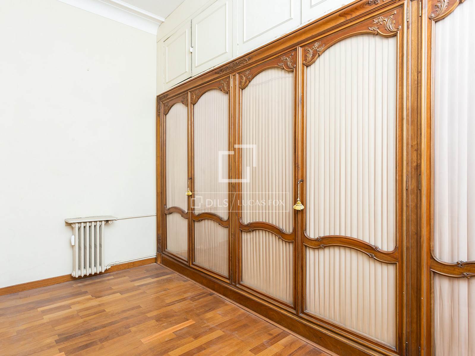 Wohnung in Barcelona, Spanien 5 Schlafzimmer, 244 m2 Nr. 192758