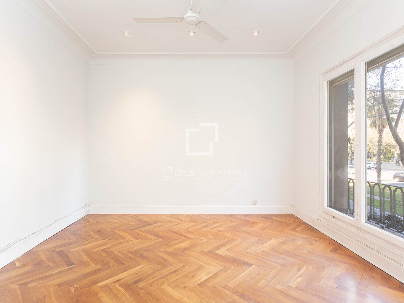 Wohnung in Barcelona, Spanien 5 Schlafzimmer, 244 m2 Nr. 192758